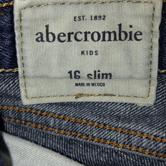 Boy blue jeans!! - Picture 2 of 3